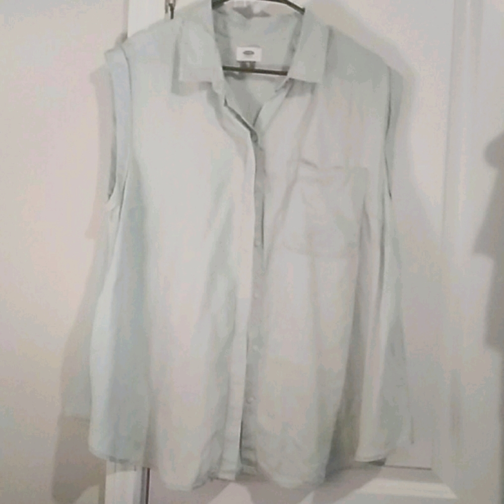 Old navy light blue blouse